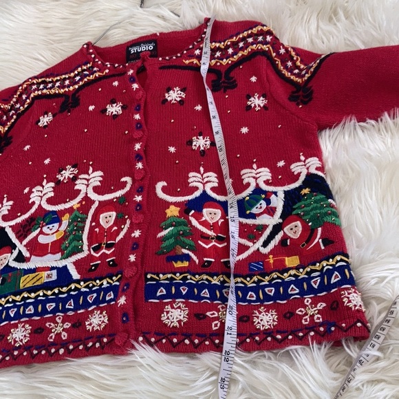 Designers originals vtg red Santa crew neck button front ugly Christmas sweater - Picture 16 of 16